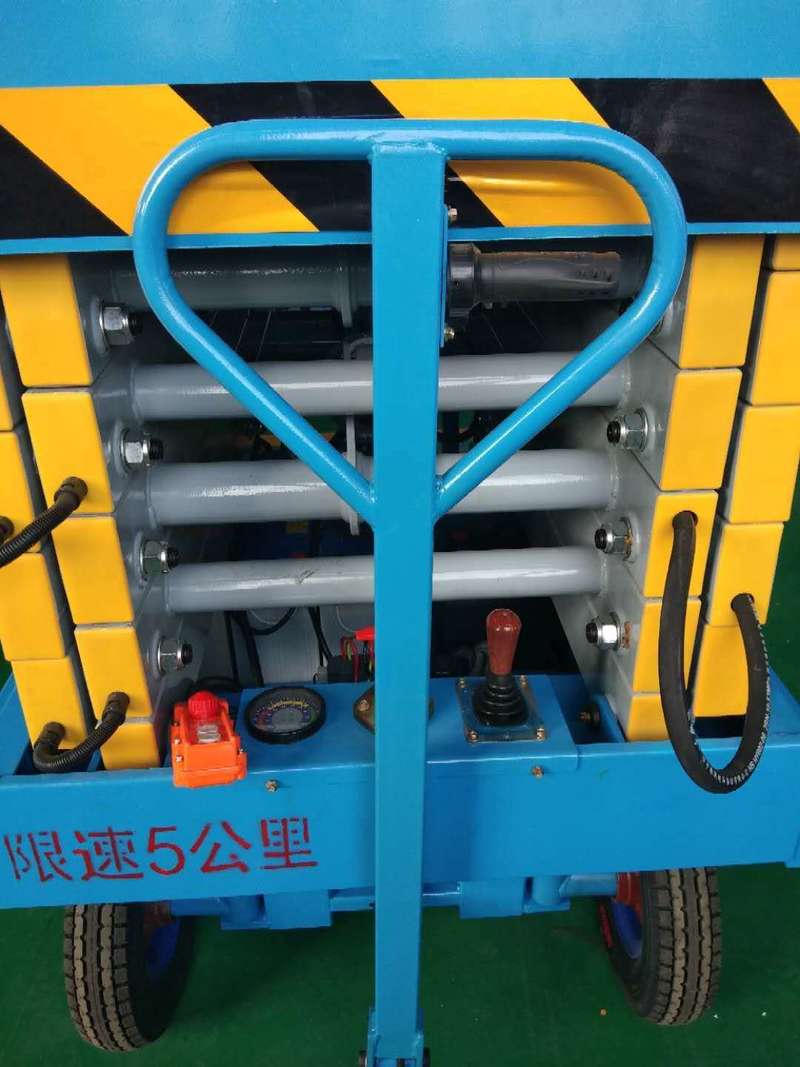 青岛辅助行走式升降平台